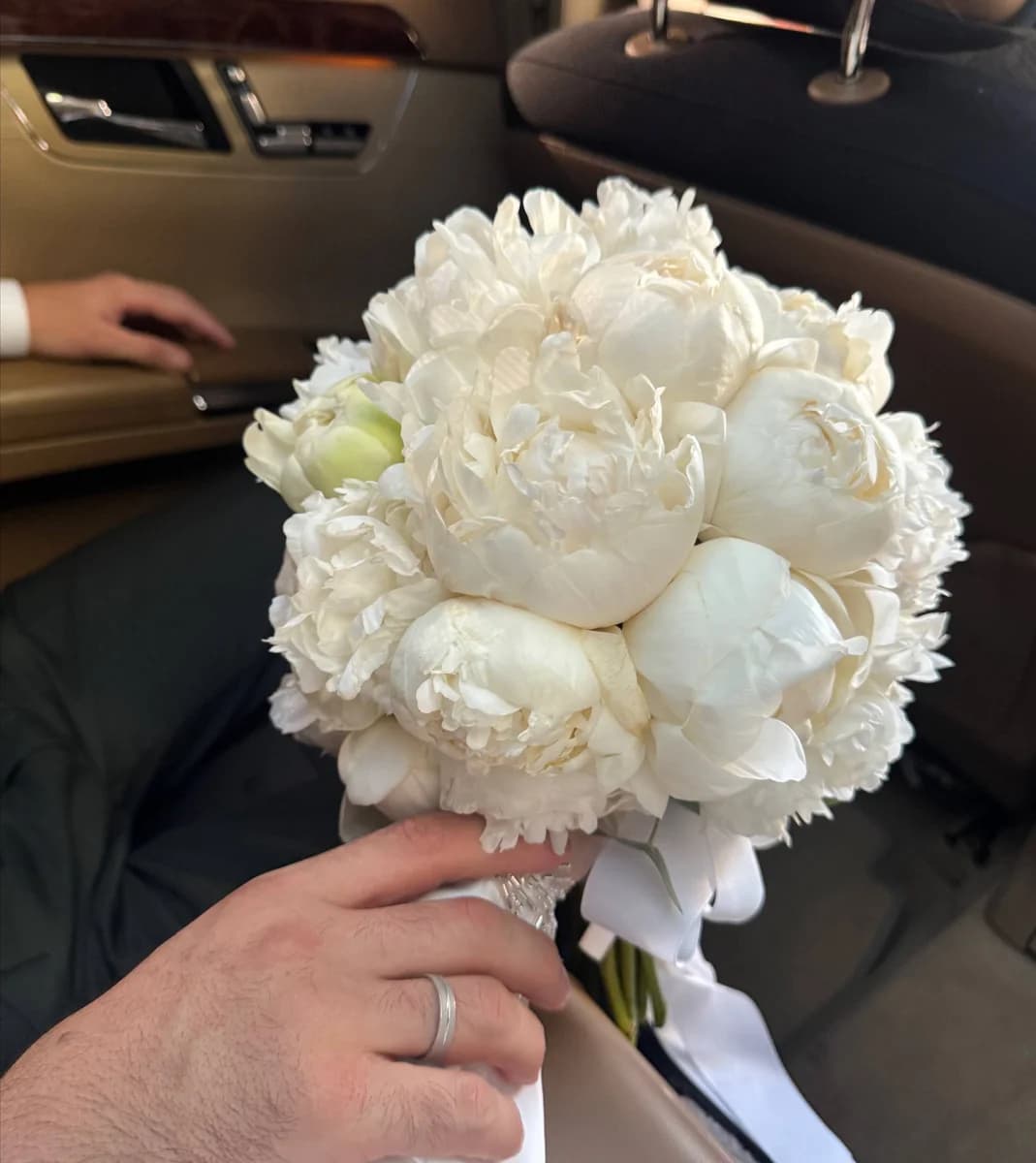 Букет невесты White Velvet