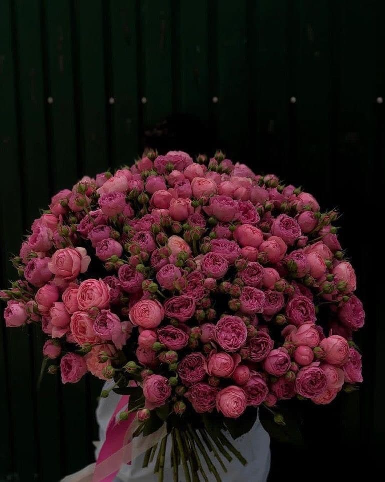 Рубиновая симфония — букет Bellaflore