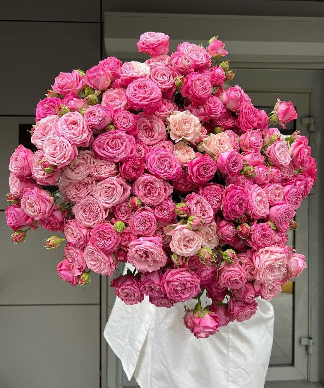 Карминовая симфония — букет Bellaflore