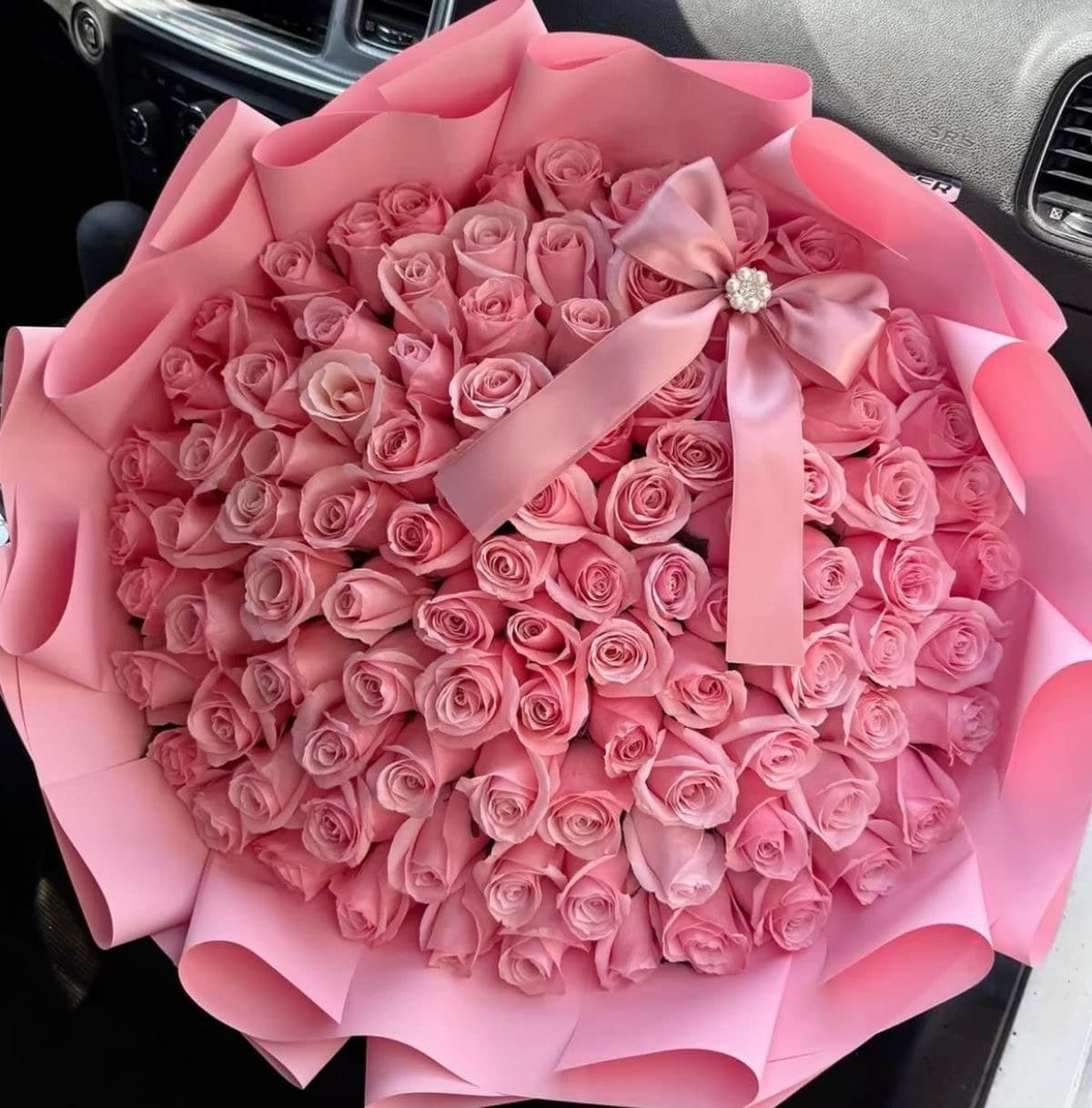Гранатовая рапсодия — букет Bellaflore