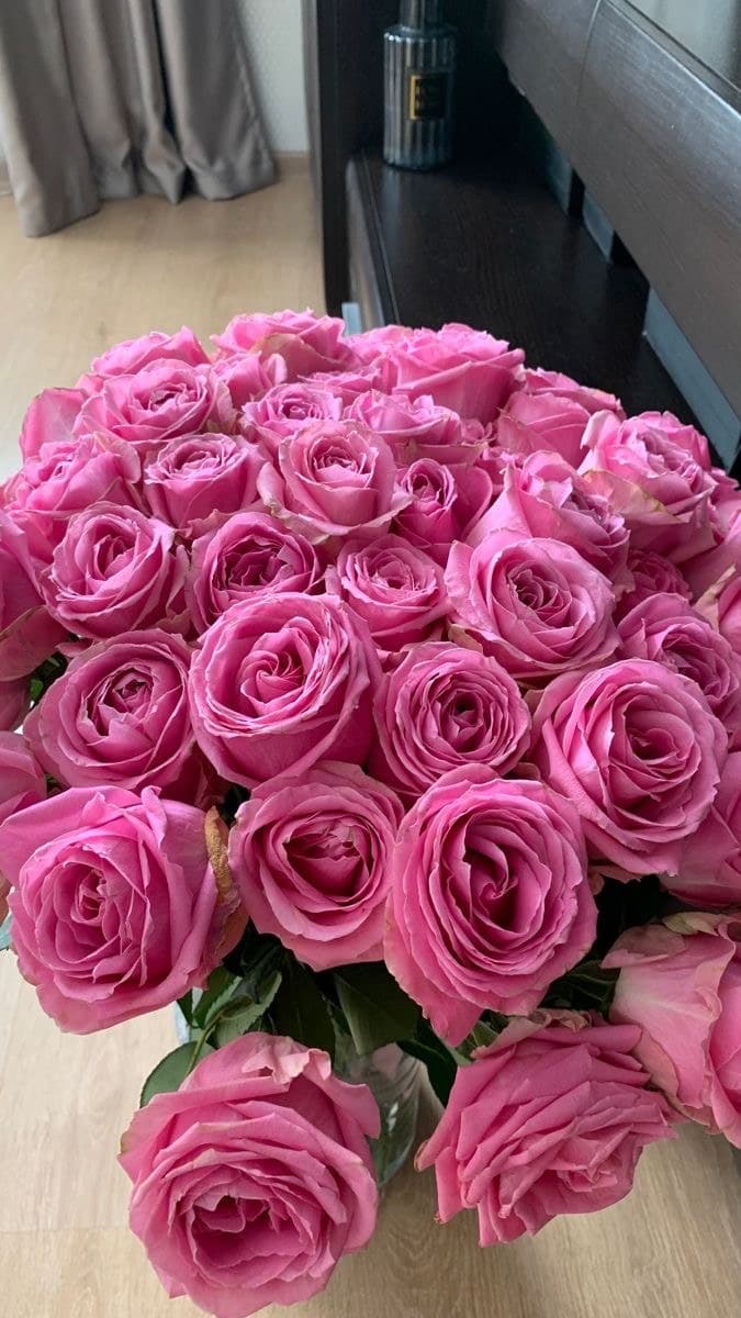 Розовая поэзия — букет Bellaflore