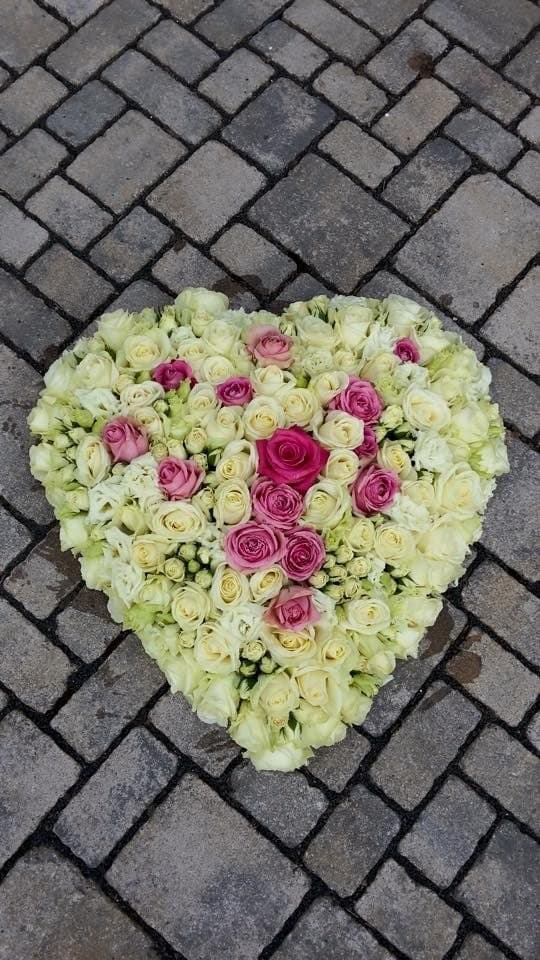 Праздничная мелодия — букет Bellaflore