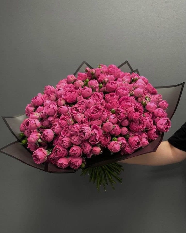 Алая нежность — букет Bellaflore