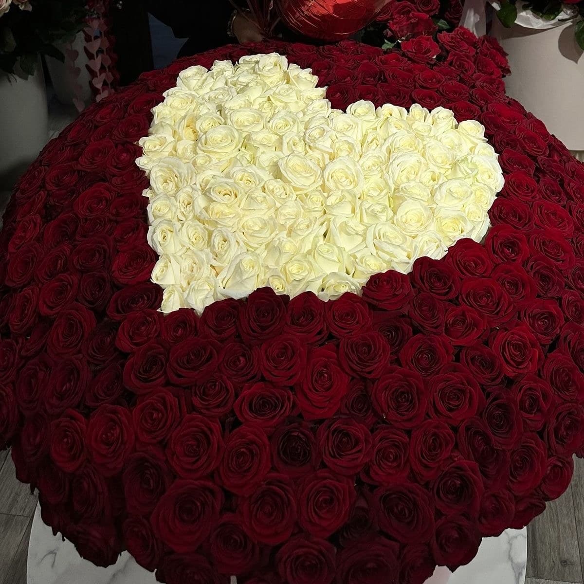 Малиновая мелодия — букет Bellaflore